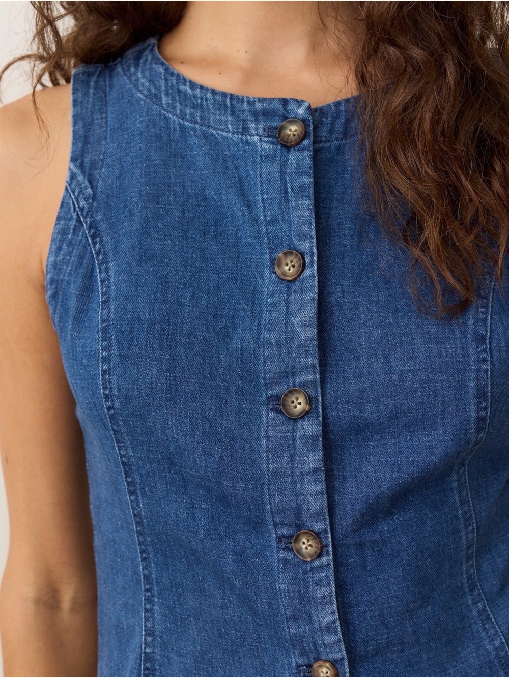 Marine Layer Denim “Charlie Longline” Vest - Picture 11 of 12
